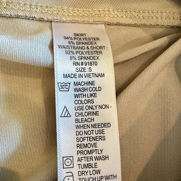 Cypress Club Small Pull On Light Tan/Light Khaki Skort EUC - Picture 9 of 11